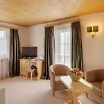 Morosani Posthotel Отель 4*