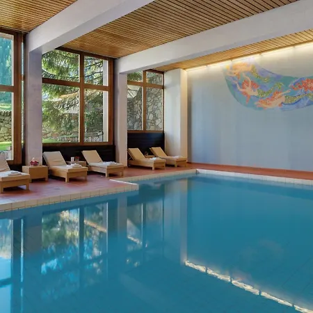 Morosani Posthotel Hotel