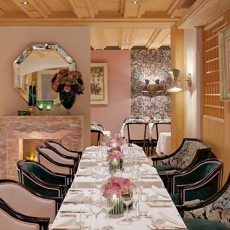 Morosani Posthotel Otel 4*