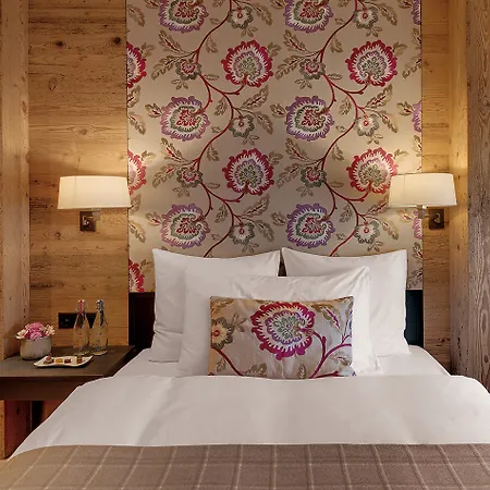 Hotel Morosani Posthotel 4*