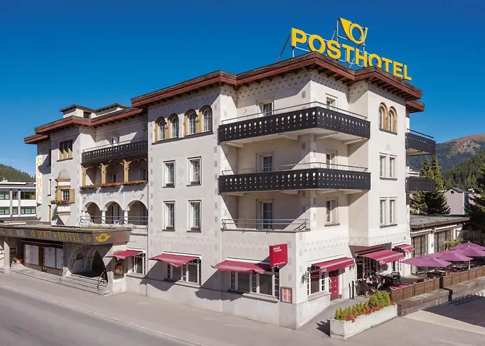 Morosani Posthotel Hotel 4*