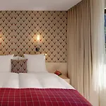 Morosani Posthotel فندق 4*