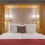Morosani Posthotel فندق دافوس