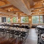 Morosani Posthotel فندق 4*