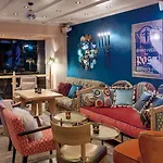 Morosani Posthotel فندق