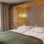 Morosani Posthotel فندق دافوس