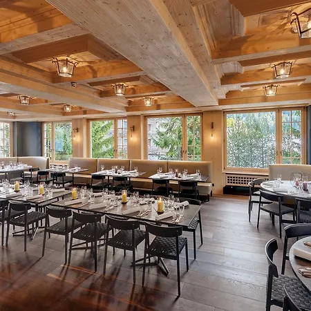 Morosani Posthotel فندق 4*